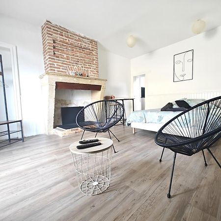 לנגון Studio Entier Proche Des Commerces - 1 A 2 Pers - מראה חיצוני תמונה