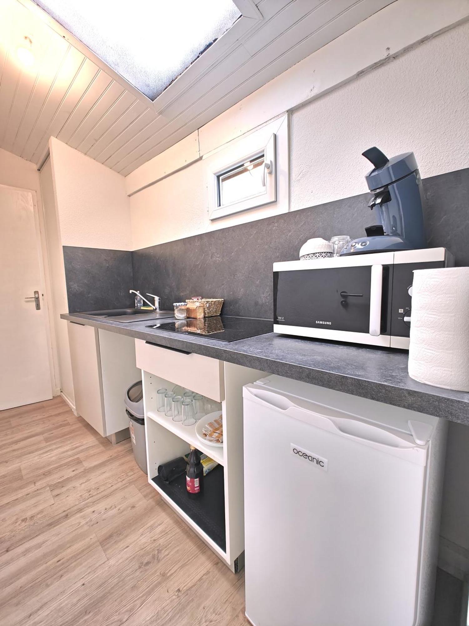 לנגון Studio Entier Proche Des Commerces - 1 A 2 Pers - מראה חיצוני תמונה